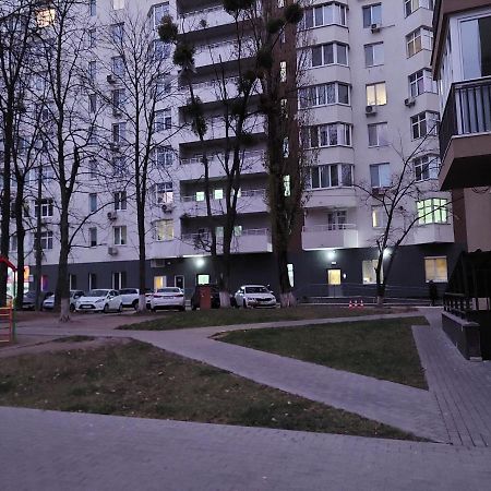 Сказочно Волшебная Квартира Соломенском Районе Добробут Kiev Exteriör bild